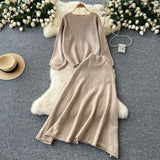 Windy Woman Languid Languid Breeze With Long-Sleeved Knitted Shirt + High Waist Swing Sweater Half-Dress