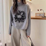 2025 New Women's Short-Sleeved Top Shirt Women's Design Sense Lady With Fashion