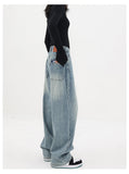 Light Blue Wash Baggy Boyfriend Jeans-Outfit