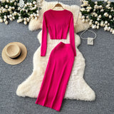 Fragrant High-Sense Metal Buckle Repair Short Long-Sleeved Knitting Top Female High-Waisted Hip Skirt
