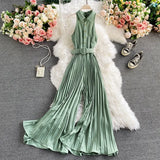 Women's Romper Spring Autumn 2022 Turn-Down Collar Sleeveless Vintage Playsuits Female Off Shoulder Pleated Jumpsuit New