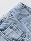 Light Wash Denim Boyfriend Jeans-Outfit