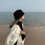 Women Black Soft Keep Warm Fishermen Hat New Round Dome Temperament Fashion Tide All-match Autumn Winter 2022