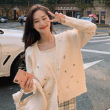 Autumn Urban Casual Korean-Style Women's Wear V-neck Slim-Fit Embroidered Flower two-pieces Knitted Sweater