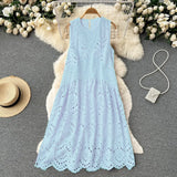 2022 Summer New Lace Embroidery Dress Women Sleevelesss Dresses Female Vintage Party Beach Maxi Long
