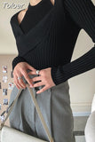Fashion Women's 2 Pcs Set Halter Tank Tops Cross V-neck Slim Knitted Long Sleeve Swearter Suit Autumn 2023 New
