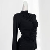 Toloer A Half-High Neck And Long-Sleeved Bottom Top With A High Stretch
