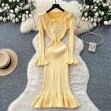 Retro Doll Collar Horn Sleeve Dress Women Autumn Waist Thin Temperament Knitted
