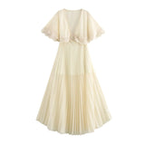 Summer 2025 New Women's Clothing Fashion Plus-Size Temperament French Style V Collar Lace Folded Skirt