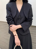 Fashion Women 2 Pcs Set Slim V-neck Single Breasted Solid Color Vest Long Sleeve Short Blazer Suit Spring 2023 New