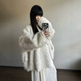 Cloud Stone Fox Thick Warm Bat Sleeve Fur One-Piece Shawl Woman Lazy Smooth And Environmentally Friendly