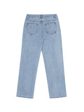 Light Wash Denim Boyfriend Jeans-Outfit